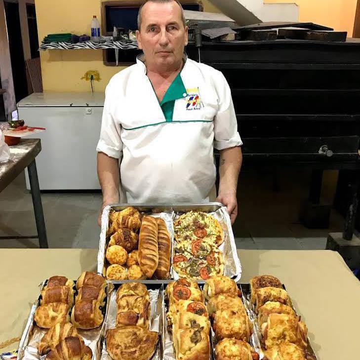 Master Baker Thierry at work in the early morning hours